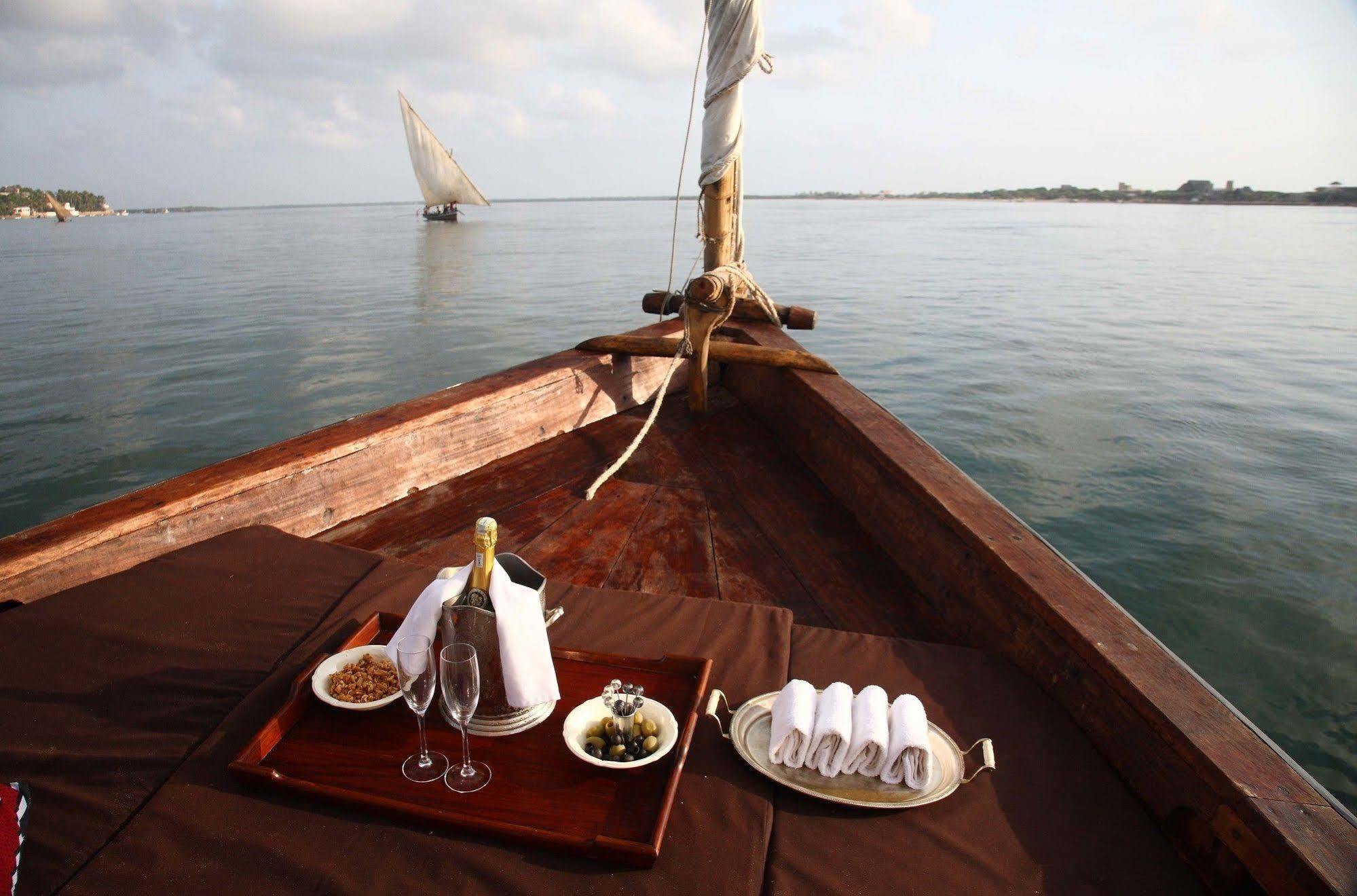 The Red Pepper House Hotel Lamu Exterior photo